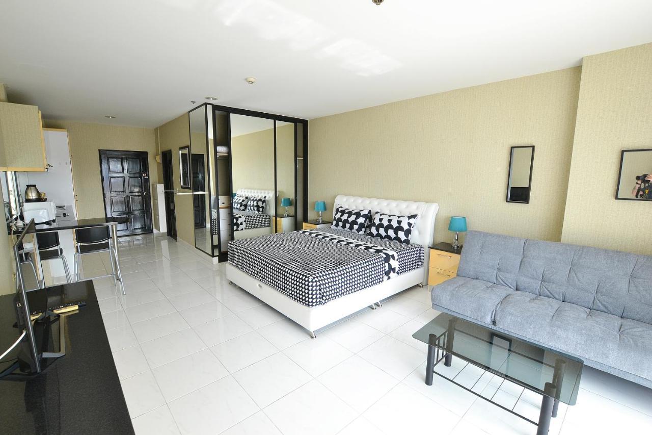 Condo Express View Talay 6 Pattaya Eksteriør billede