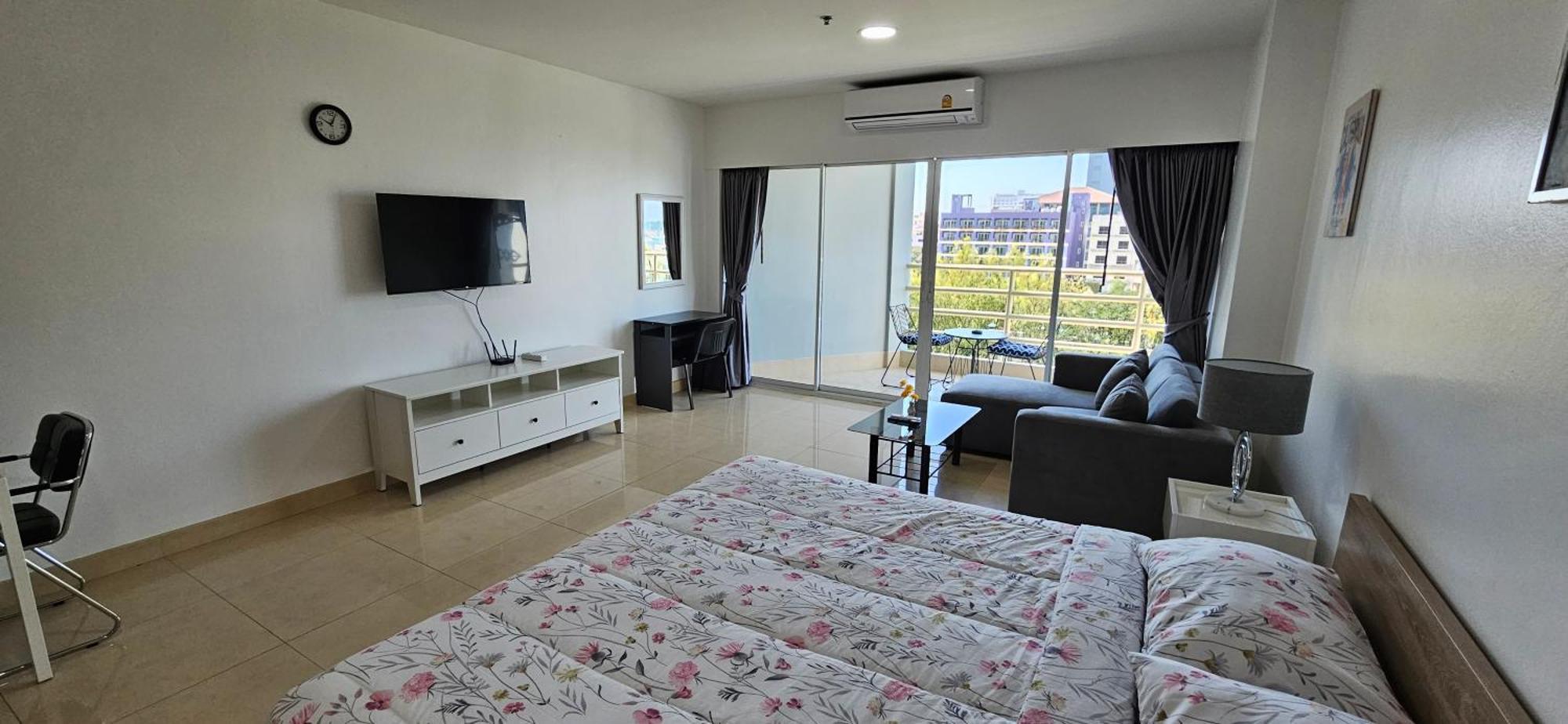 Condo Express View Talay 6 Pattaya Eksteriør billede