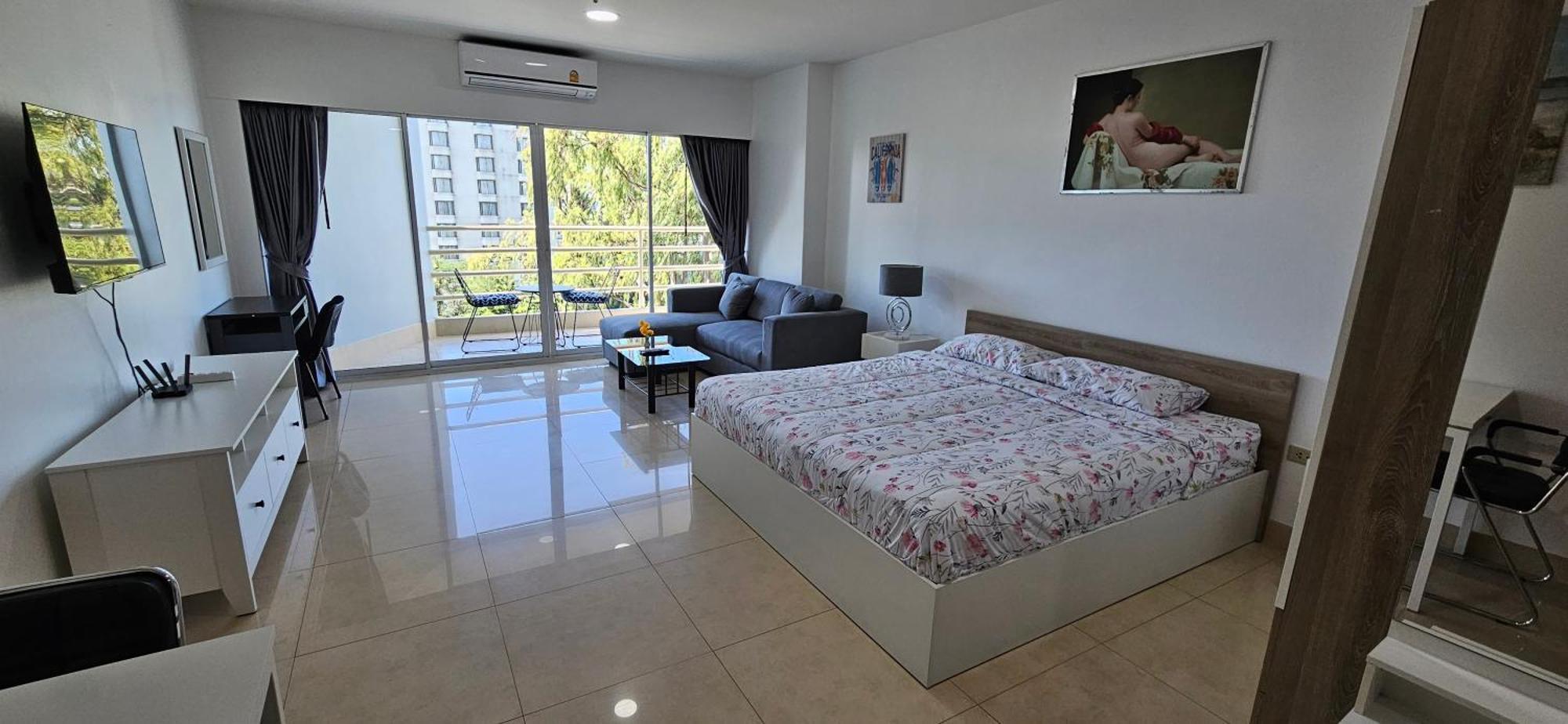 Condo Express View Talay 6 Pattaya Eksteriør billede