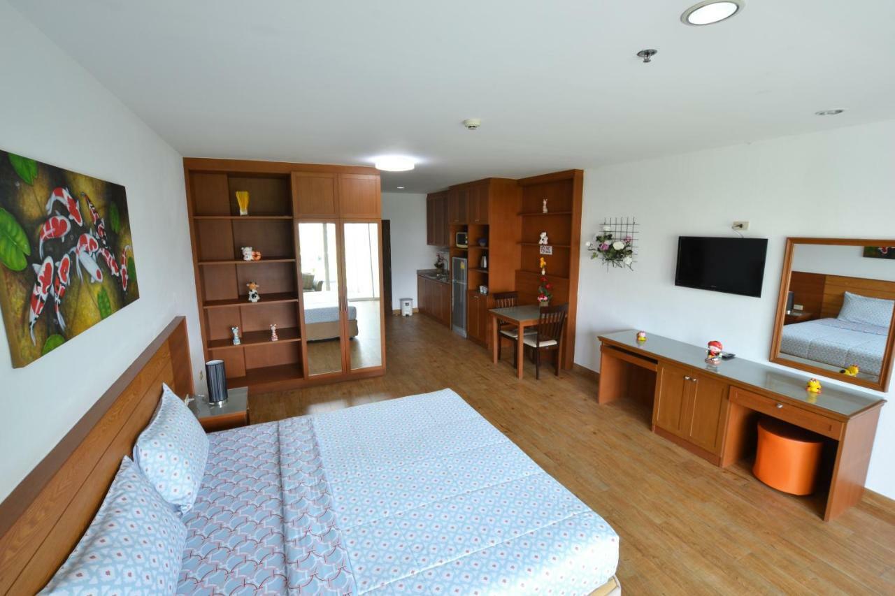 Condo Express View Talay 6 Pattaya Eksteriør billede